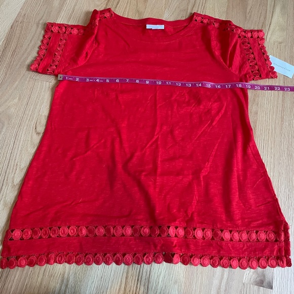 📦 SOLD - Cute women’s top! Size Medium. NWT. - Picture 7 of 9